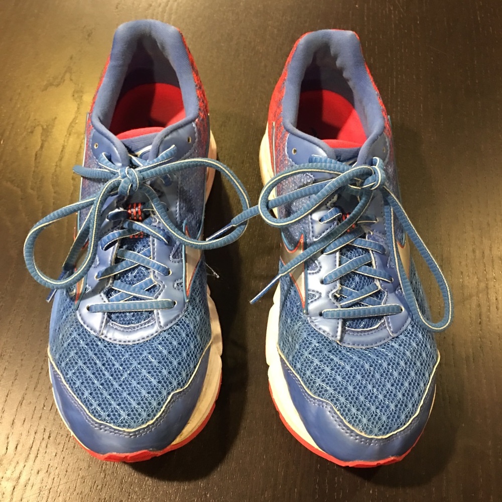 Mizuno Wave Rider 19 Sneakers - Picture 4 of 7